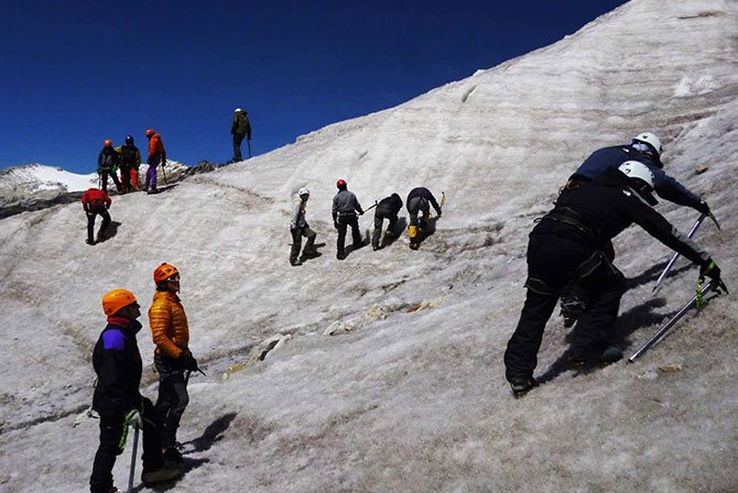 Mountain Guides Training in Bolivia